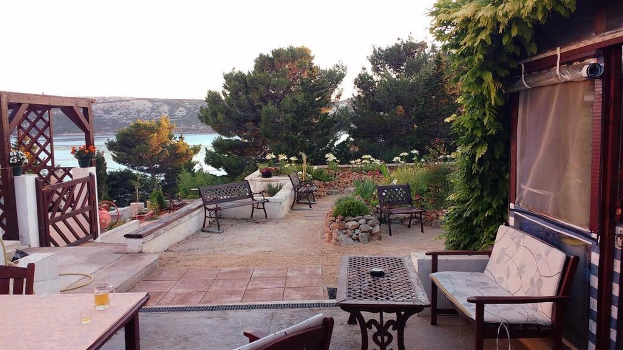 Apartments And Rooms By The Sea Stara Novalja, Pag - 6303 Exterior photo