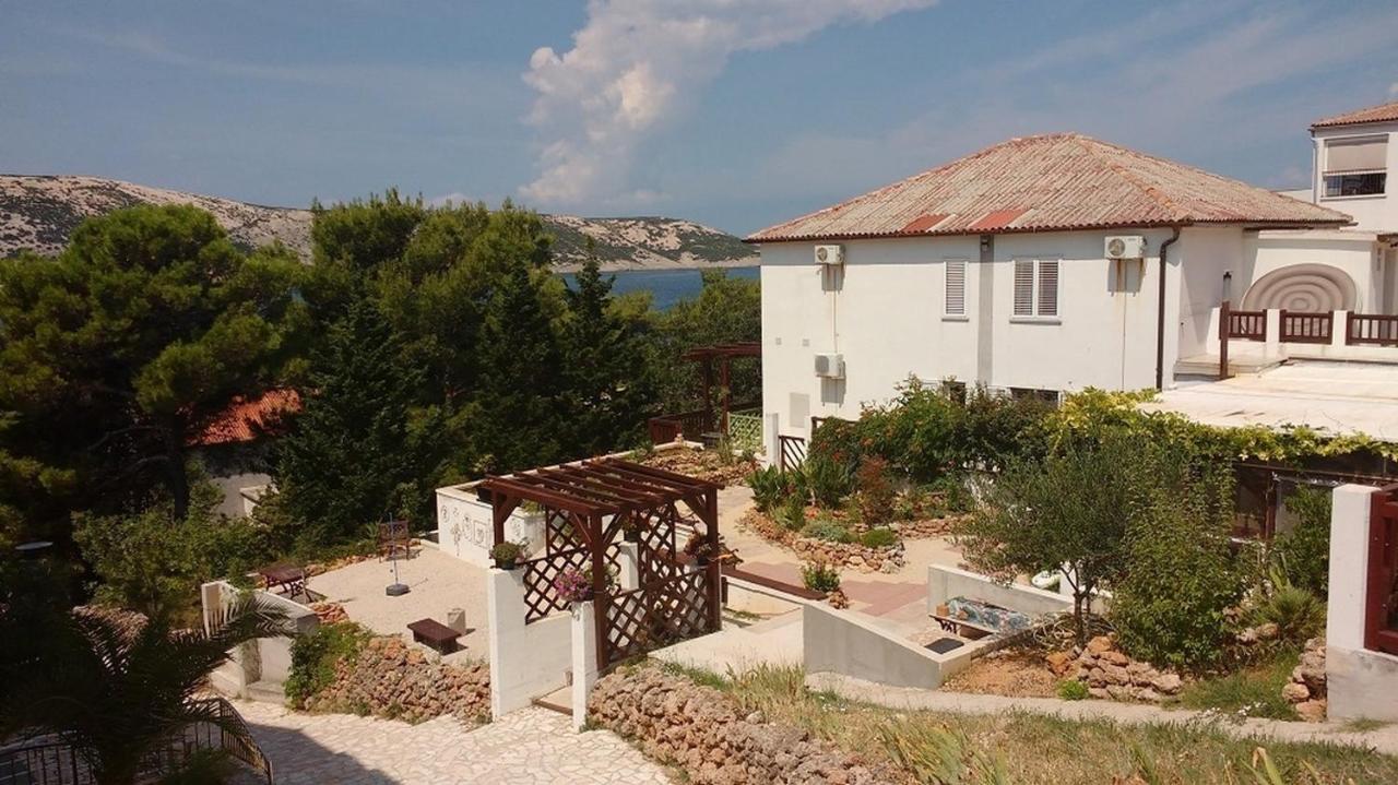 Apartments And Rooms By The Sea Stara Novalja, Pag - 6303 Exterior photo